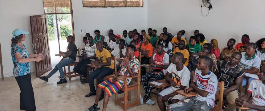 Faculty member Elizabeth King facilitates a workshop at Liberia’s Forestry Training Institute on soft skills in the forest industry.